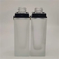 খালি কাচের ফাউন্ডেশন বোতল