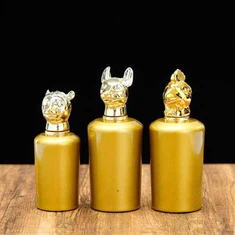 পুরুষ সুগন্ধি সোনার বোতল